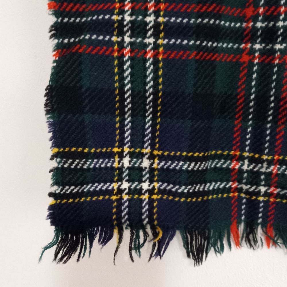 Scott Green Lochcarron Vintage Scotland Tartan Wool Scarf 10.5"x52" - Picture 4 of 4